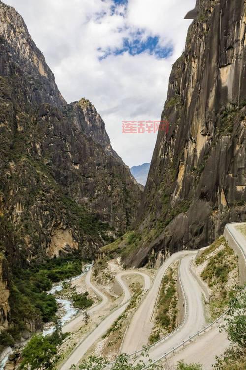 阿图拉姆空中要塞：挑战达人普普勤，体验刺激战斗