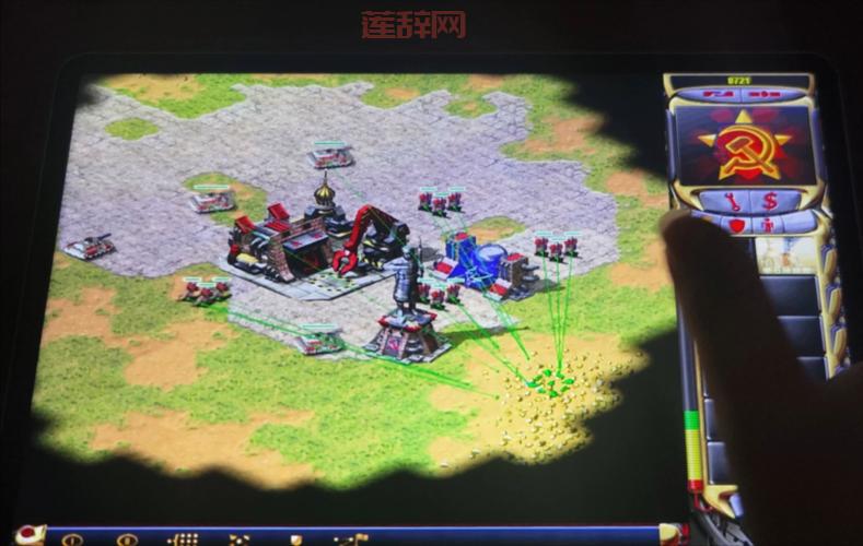 旧版红警手机电脑版下载，这个版本最好玩！