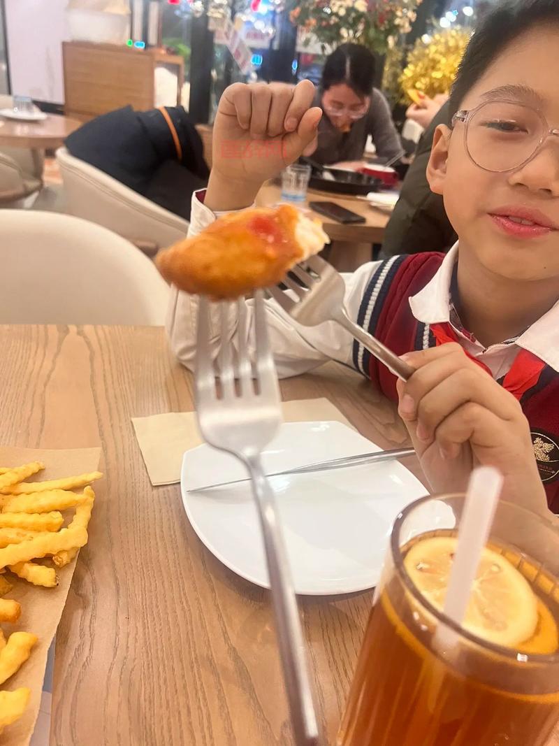 球球大作战体验服送60000金蘑菇？大山教你如何薅羊毛