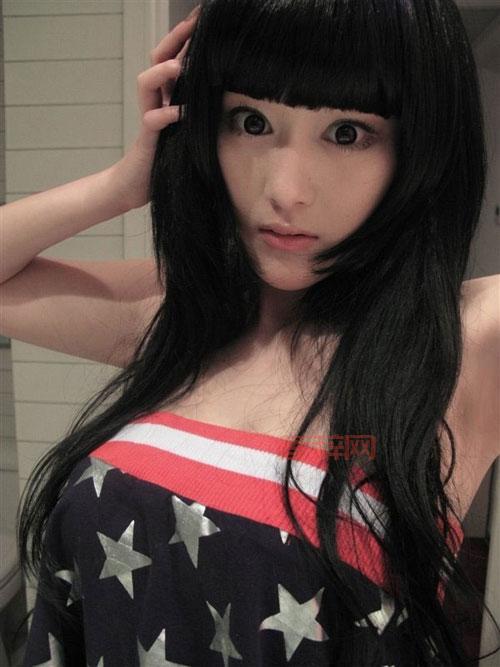 穿越火线的传奇：张馨予代言十周年纪念