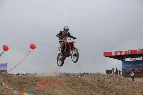 想学特技摩托车去哪里？专业培训机构与课程推荐