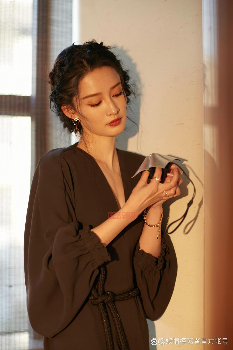 lol小沁个人资料大揭秘，关于她的那些事都在这里！